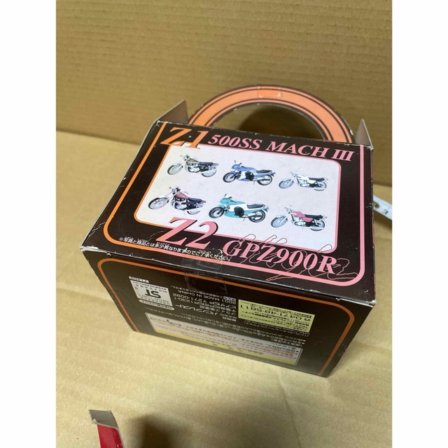 カワサキ(カワサキ)のカワサキモーターサイクルコレクション　カワサキZ1 900 ミニチュア　模型 エンタメ/ホビーのおもちゃ/ぬいぐるみ(模型/プラモデル)の商品写真