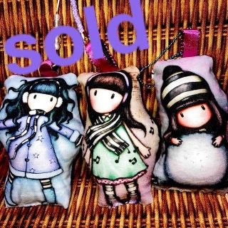 サントロロンドン　女の子　ストラップ＆チャーム　3個セット　　○ハンドメイド品○(バッグチャーム)