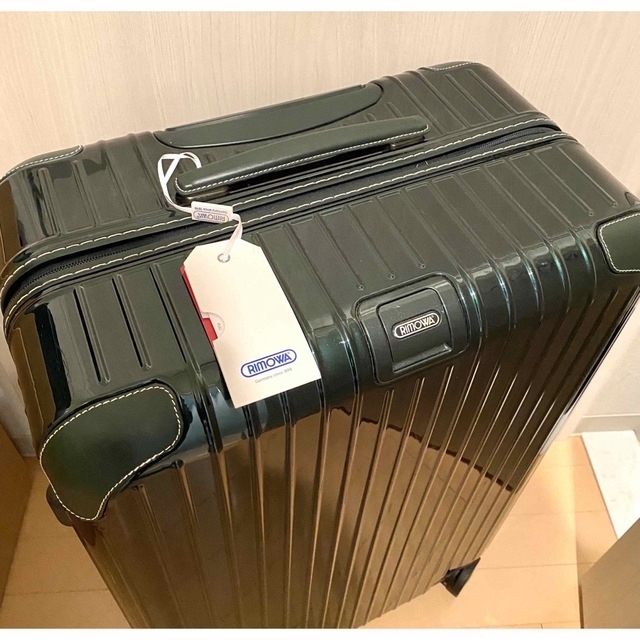 RIMOWA(リモワ)の【新品】Rimowaリモワ ボサノバ  E-tag 75L 電子タグ　傷あり メンズのバッグ(トラベルバッグ/スーツケース)の商品写真