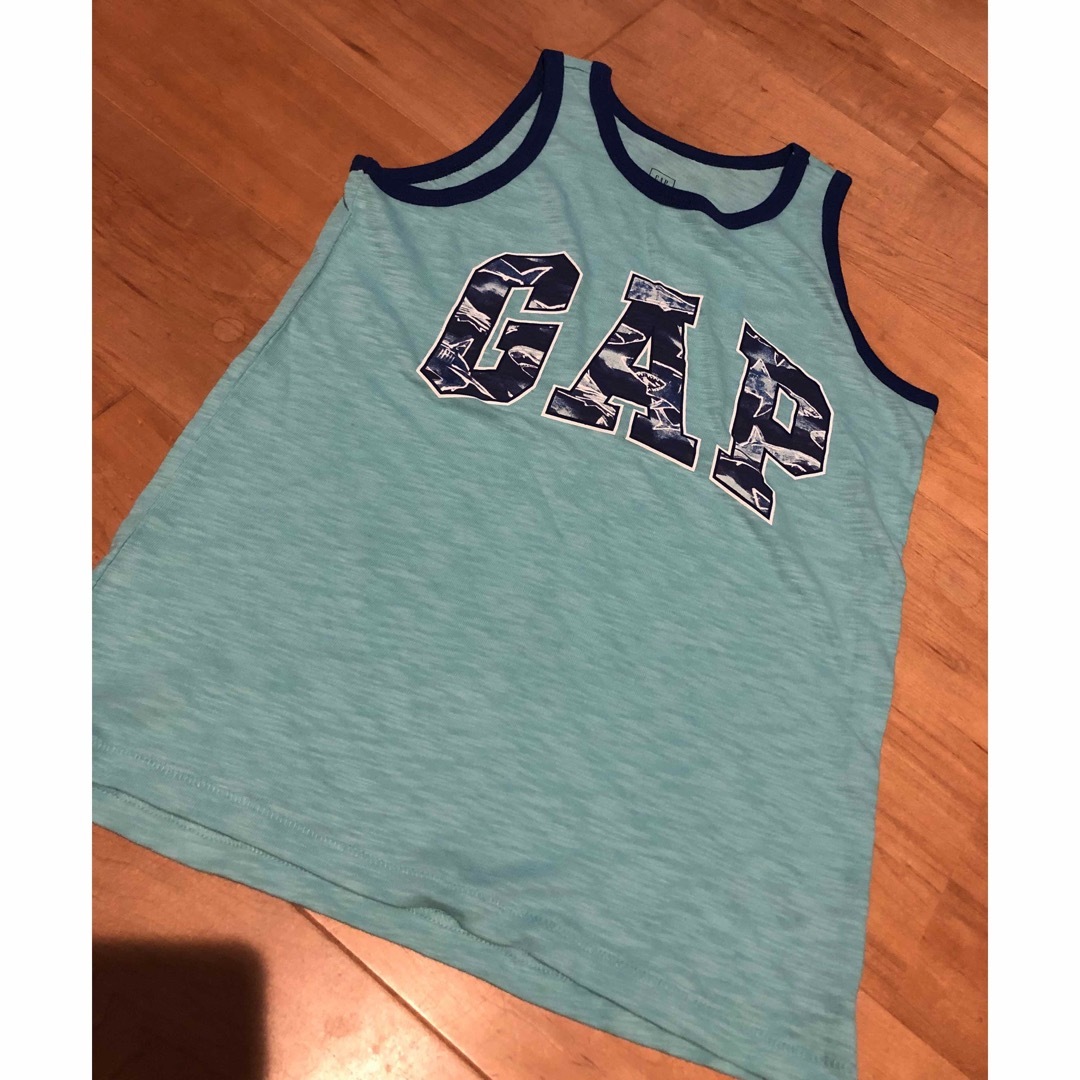 GAP Kids(ギャップキッズ)のGAP タンクトップ キッズ/ベビー/マタニティのキッズ服男の子用(90cm~)(Tシャツ/カットソー)の商品写真