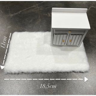 ‪꒰新品꒱‬ミニチュア 欧米風 カーペット ファーマット♡ 長方形(ミニチュア)