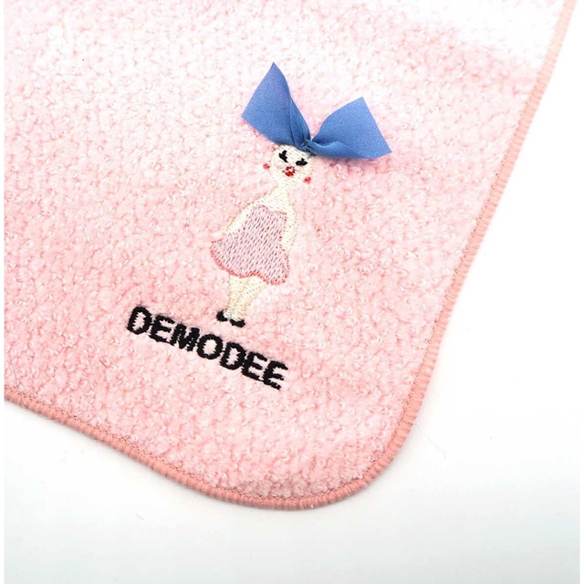 DEMODEE HAND TOWEL デモデ ハンカチ 【新品】 レディースのファッション小物(ハンカチ)の商品写真