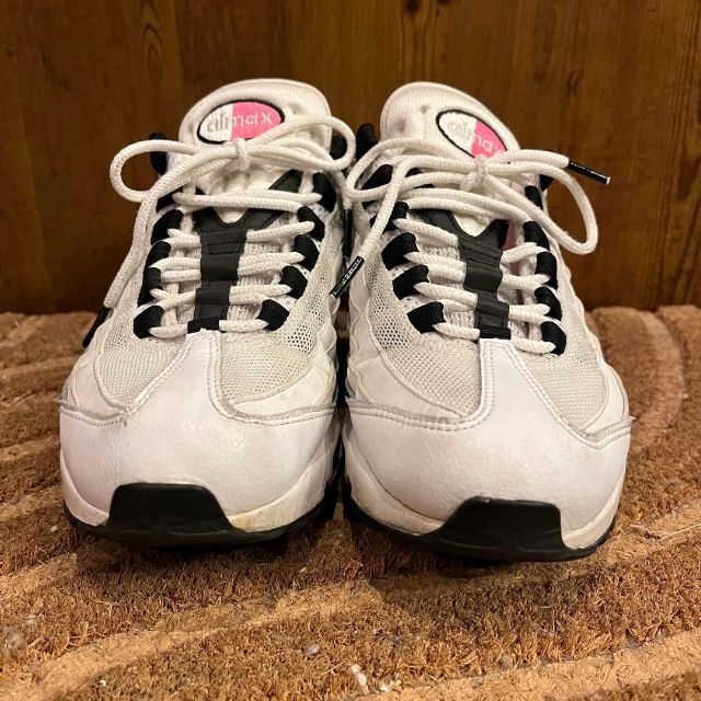 NIKE(ナイキ)のNIKE ナイキ エアーマックス 95 25.5 307960-117 レディースの靴/シューズ(スニーカー)の商品写真