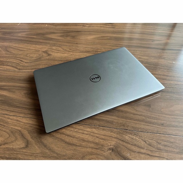 Dell XPS 13インチ 1.2kg i7 2GHz 8GB 256GB 8