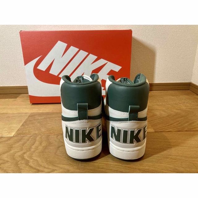 NIKE(ナイキ)のNike Terminator High "Noble Green" メンズの靴/シューズ(スニーカー)の商品写真