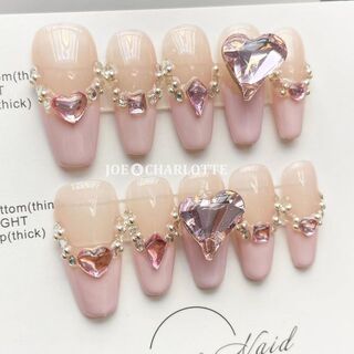 No.60 M ジェルネイルチップ ラメ ハート ピンク 宝石ビジュー フレンチ コスメ/美容のネイル(つけ爪/ネイルチップ)の商品写真