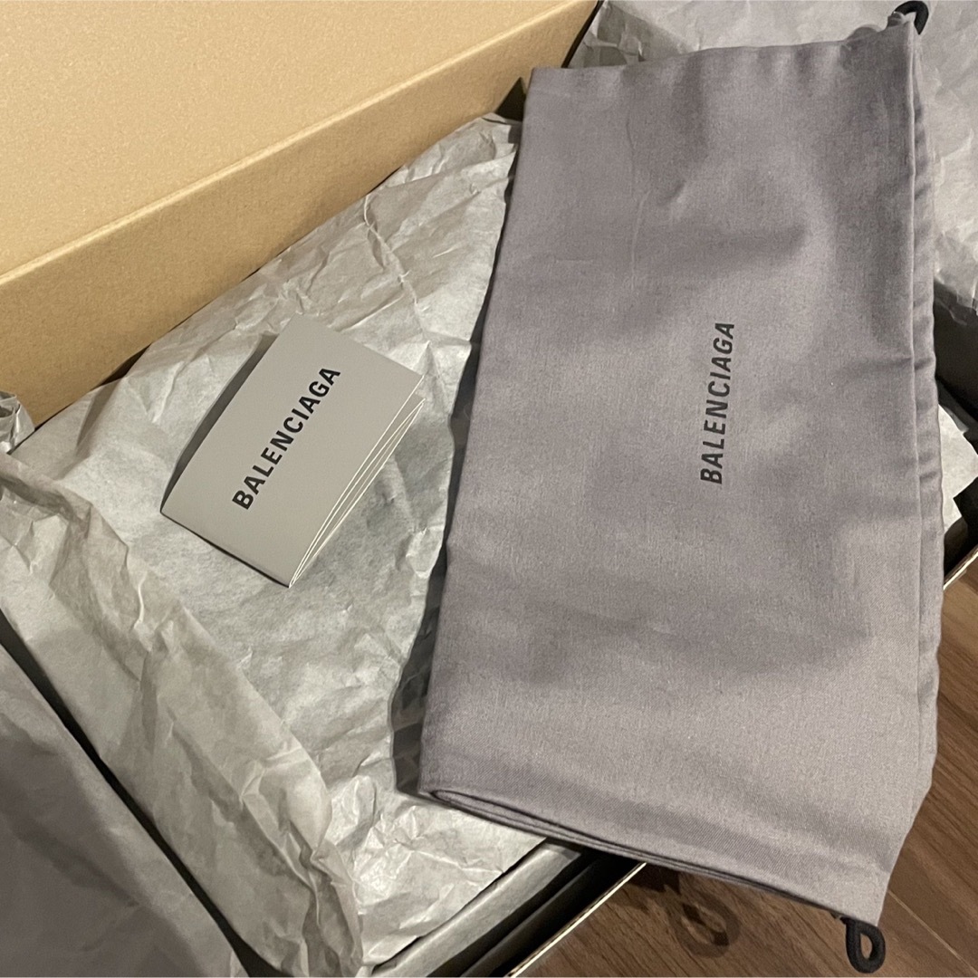 Balenciaga(バレンシアガ)のsining_様専用✴︎【BALENCIAGA】triple S/41） メンズの靴/シューズ(スニーカー)の商品写真