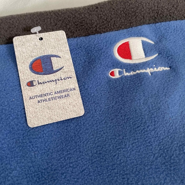 Champion(チャンピオン)の【未使用品】チャンピオン　フリースネックウォーマー メンズのファッション小物(ネックウォーマー)の商品写真