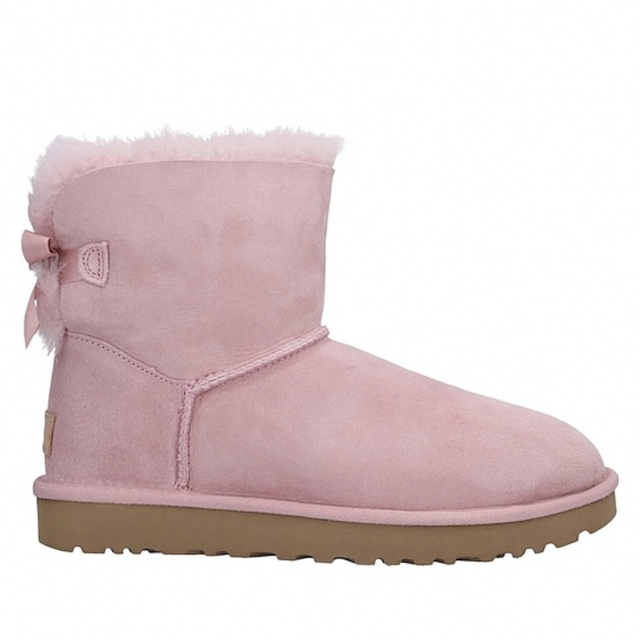 新品 UGG ライトピンクリボンショートブーツ 23cm イタリア-