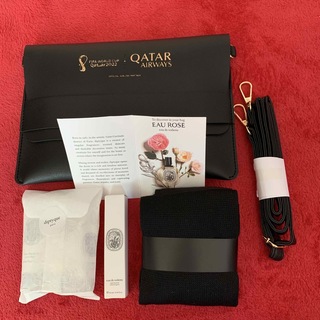 QATAR  カタール航空　ビジネスクラス　女性用　アメニティ　ショルダーバック(サンプル/トライアルキット)