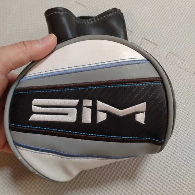 SIM ヘッドカバー　テーラーメイド　ドライバー スポーツ/アウトドアのゴルフ(クラブ)の商品写真