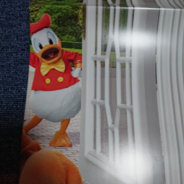 Disney(ディズニー)のディズニー非売品ポスター エンタメ/ホビーのアニメグッズ(ポスター)の商品写真