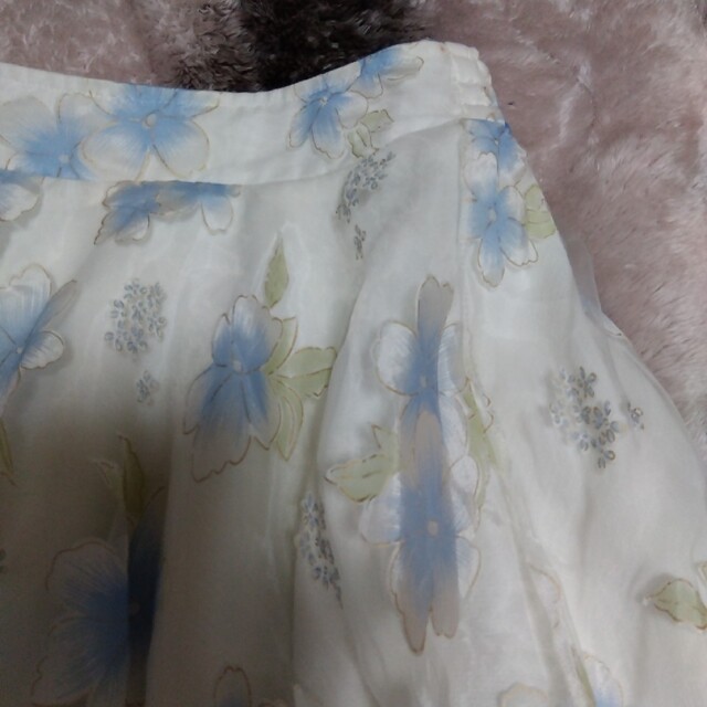 allamanda(アラマンダ)のアラマンダスカート レディースのスカート(ひざ丈スカート)の商品写真