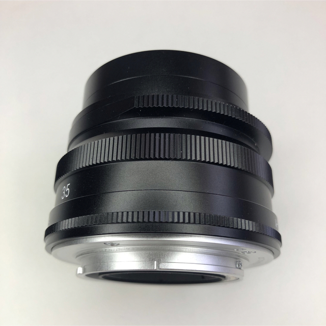 富士フイルム(フジフイルム)のフォクトレンダー　ノクトン35mmf1.2 Xマウント専用 スマホ/家電/カメラのカメラ(レンズ(単焦点))の商品写真