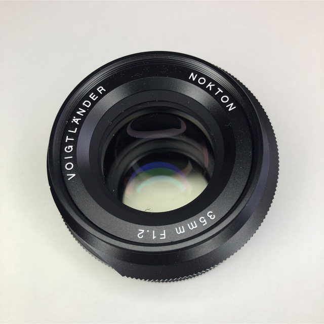 富士フイルム(フジフイルム)のフォクトレンダー　ノクトン35mmf1.2 Xマウント専用 スマホ/家電/カメラのカメラ(レンズ(単焦点))の商品写真