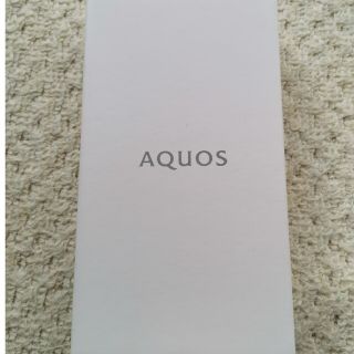 AQUOS sense6s シルバー 64 G(携帯電話本体)