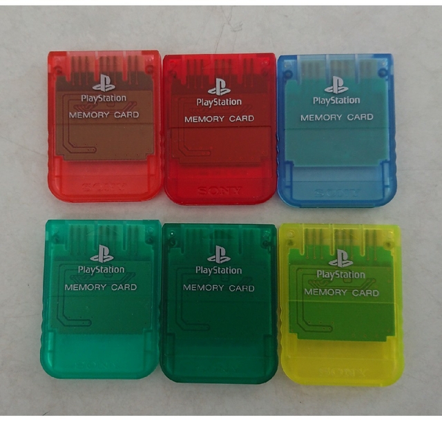 PlayStation(プレイステーション)のプレイステーション1 メモリーカード エンタメ/ホビーのゲームソフト/ゲーム機本体(その他)の商品写真