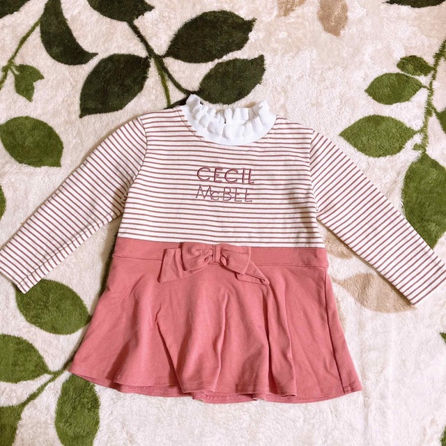 CECIL McBEE(セシルマクビー)のワンピース　スカート　ベビー子供服90 キッズ/ベビー/マタニティのキッズ服女の子用(90cm~)(ワンピース)の商品写真