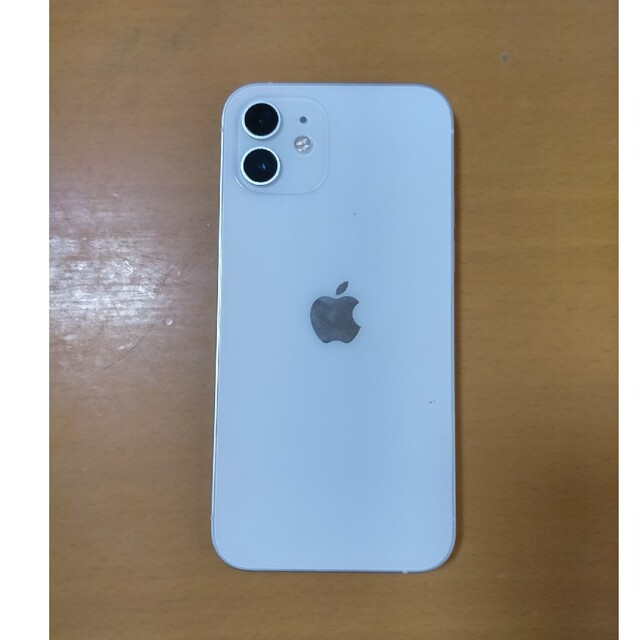 iPhone(アイフォーン)のアップル iPhone12 64GB ホワイト スマホ/家電/カメラのスマートフォン/携帯電話(スマートフォン本体)の商品写真