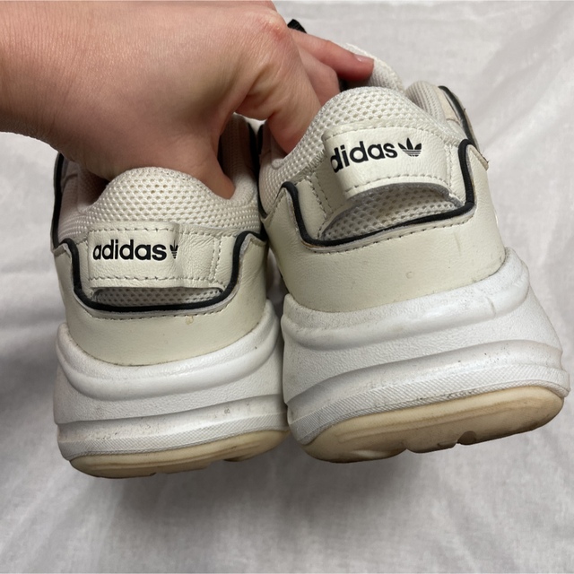 adidas(アディダス)のやすお様専用 レディースの靴/シューズ(スニーカー)の商品写真