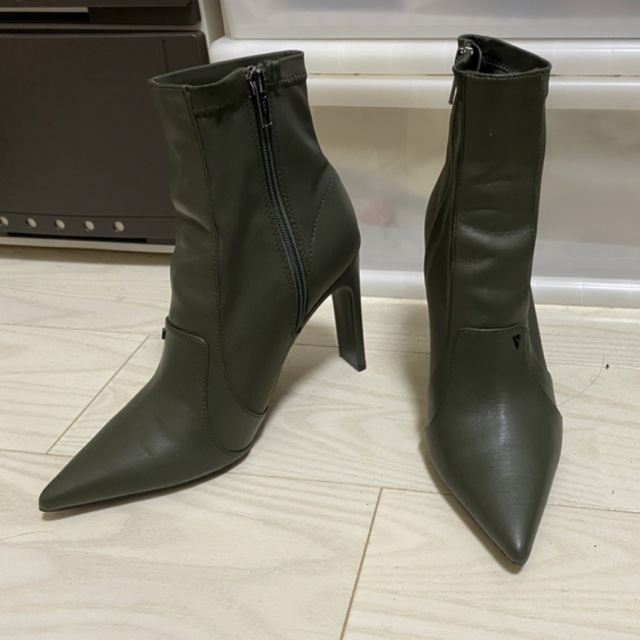 Yellow boots   YELLO ショートブーツの通販 by blue's shop｜イエロー