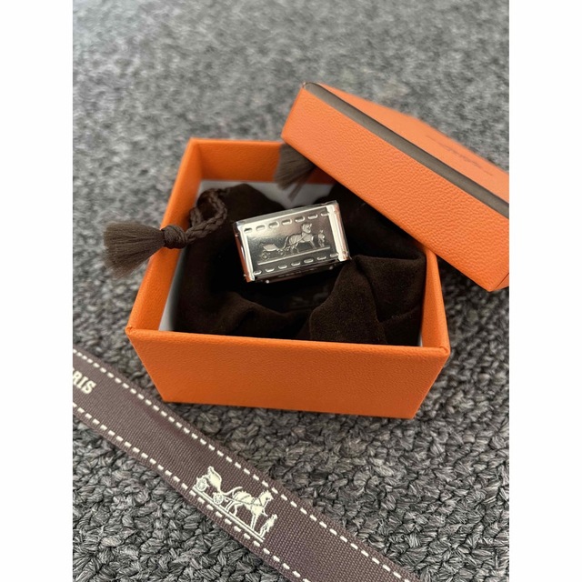 エルメス Hermes スカーフリング 新品未使用 交換無料 15120円