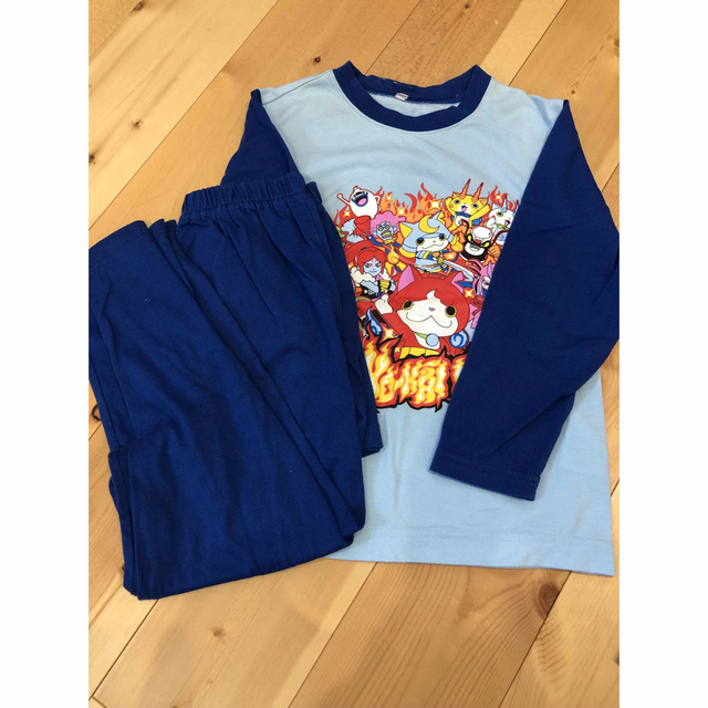 UNIQLO(ユニクロ)のUNIQLO 120 まとめ売り キッズ/ベビー/マタニティのキッズ服男の子用(90cm~)(Tシャツ/カットソー)の商品写真