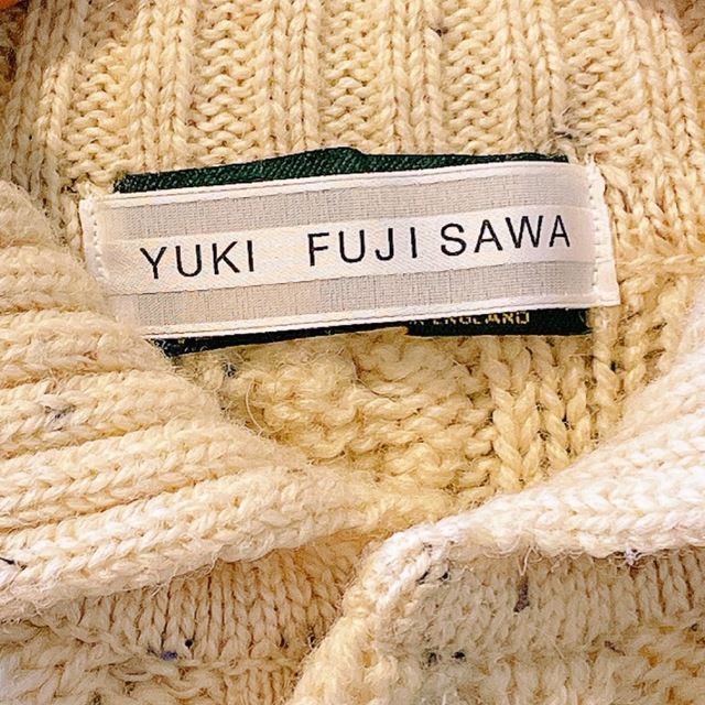 yuki fujisawa ユキフジサワ ニット セーター ゴールド箔 おでかけ