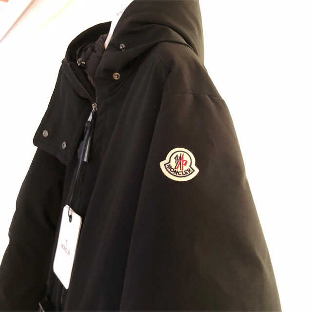 MONCLER(モンクレール)のモンクレール  BONLIEU／2022-23AW秋冬新作サイズ4日本サイズXL レディースのジャケット/アウター(ダウンコート)の商品写真