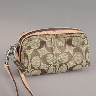 美品 COACH コーチ ポーチ バニティ 化粧ポーチ シグネチャー ミニバッグ