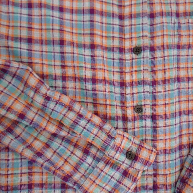 UNIQLO(ユニクロ)のユニクロ  チェックシャツ  レディース レディースのトップス(シャツ/ブラウス(長袖/七分))の商品写真