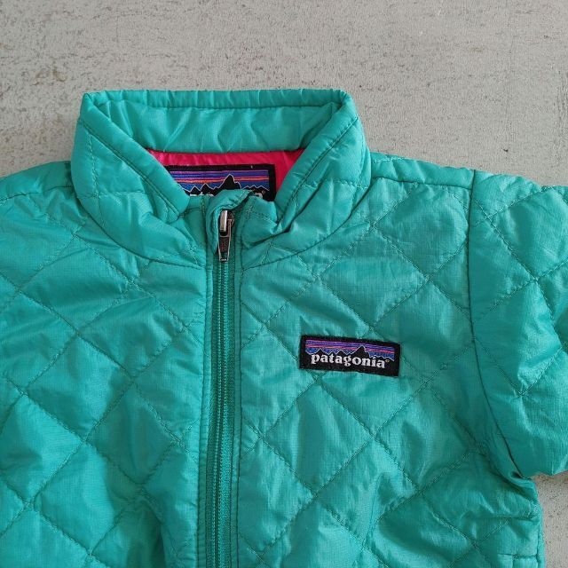 patagonia(パタゴニア)のpatagonia　パタゴニア　キッズ　ナイロンジャケット　3-6M キッズ/ベビー/マタニティのベビー服(~85cm)(ジャケット/コート)の商品写真