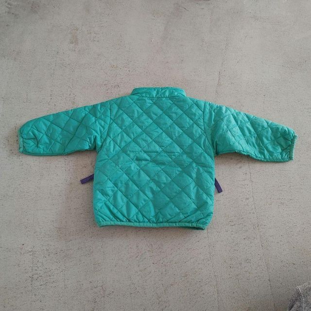 patagonia(パタゴニア)のpatagonia　パタゴニア　キッズ　ナイロンジャケット　3-6M キッズ/ベビー/マタニティのベビー服(~85cm)(ジャケット/コート)の商品写真