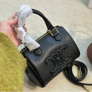 celine - CELINE セリーヌ ラゲージ ナノ 本日のみ値下げの通販 by celine - CELINE セリーヌ ラゲージ ナノ 本日のみ値下げの通販 by