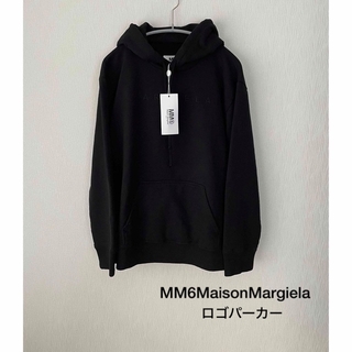 エムエムシックス(MM6)の【新品】MM6 MaisonMargiela  刺繍ロゴ オーバサイズ パーカー(パーカー)