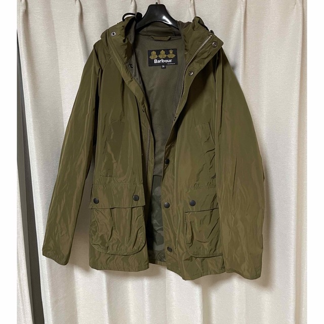 Barbour(バーブァー)のBarbour HOODED BEDALE SL SHAPE MEMORY メンズのジャケット/アウター(ブルゾン)の商品写真