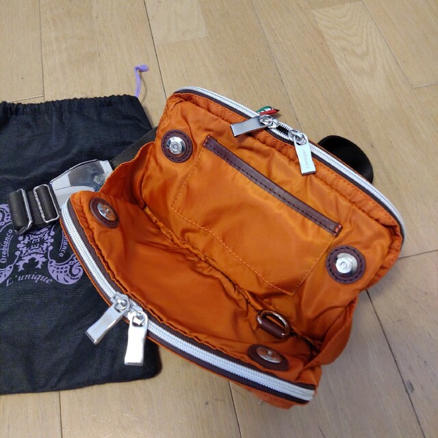 Orobianco(オロビアンコ)のOrobianco　オロビアンコ　ボディバッグ　ウエストバッグ　オレンジ メンズのバッグ(ウエストポーチ)の商品写真