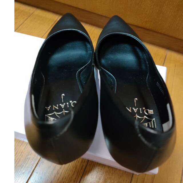 DIANA(ダイアナ)のDIANA ダイアナ プレーンヒールパンプス ブラック 23.5cm レディースの靴/シューズ(ハイヒール/パンプス)の商品写真