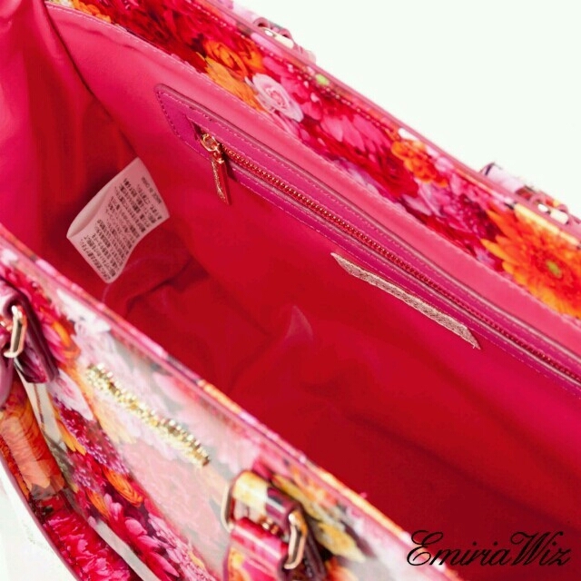 EmiriaWiz(エミリアウィズ)の愛♥様専用　　1月31日までお取り置き レディースのバッグ(ハンドバッグ)の商品写真