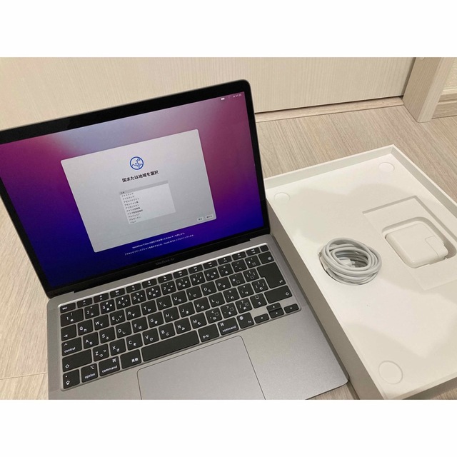 Apple(アップル)のMacBook Air 8GB 13インチ2021年12月購入 スペースグレー スマホ/家電/カメラのPC/タブレット(ノートPC)の商品写真