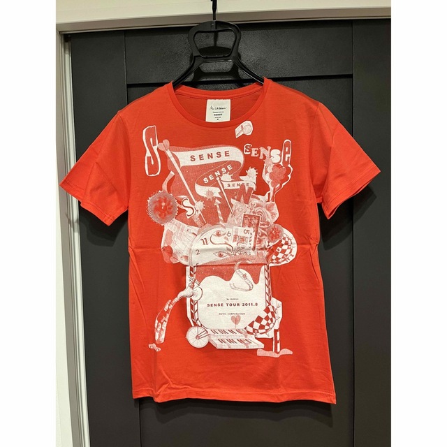 Mr.Children Tシャツ Tour 2011 Mサイズ エンタメ/ホビーのタレントグッズ(ミュージシャン)の商品写真