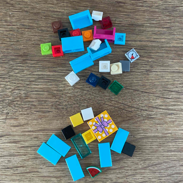 Lego(レゴ)のLEGO バラ　パーツセット　2 キッズ/ベビー/マタニティのおもちゃ(積み木/ブロック)の商品写真