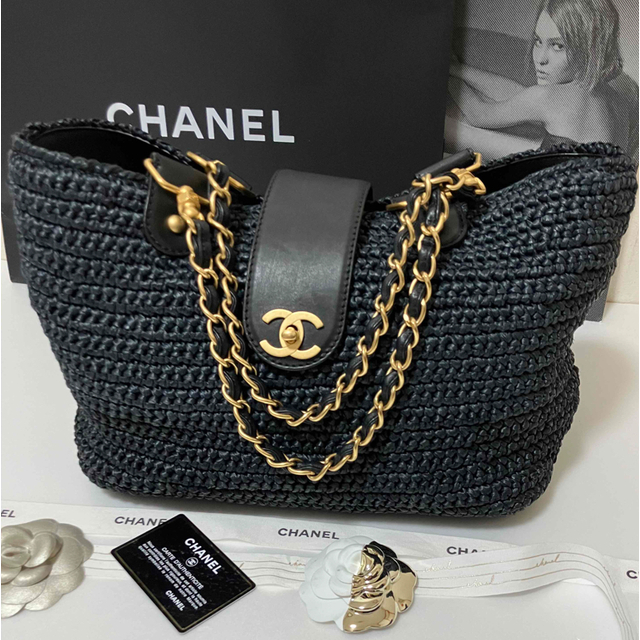 流行 CHANEL - 超美品 ♡ CHANEL シャネル チェーンショルダー バッグ