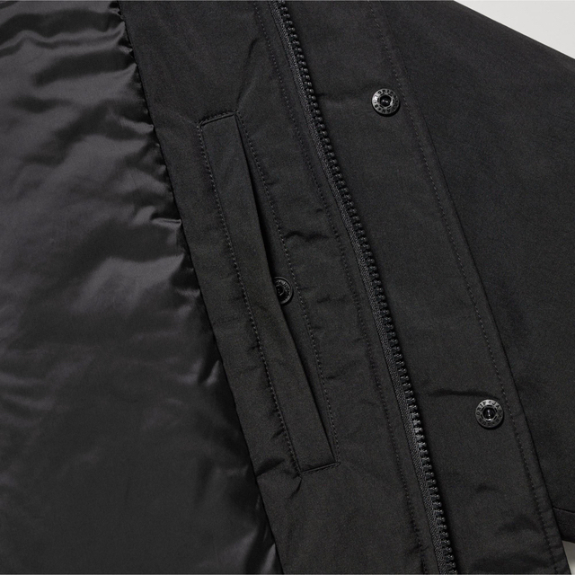 UNIQLO(ユニクロ)のUNIQLO ユニクロ　防風パデッドコート　 BLACK M メンズのジャケット/アウター(ダウンジャケット)の商品写真