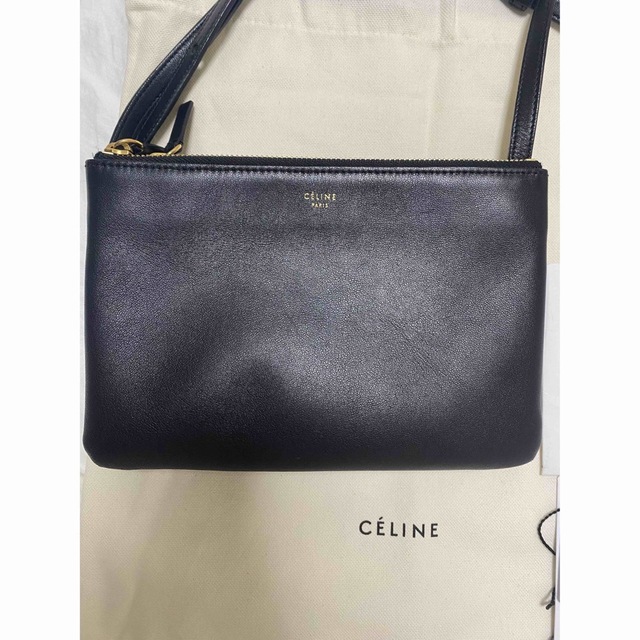 celine(セリーヌ)の美品 旧ロゴ セリーヌ トリオ スモール ブラック レディースのバッグ(ショルダーバッグ)の商品写真