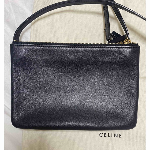 celine(セリーヌ)の美品 旧ロゴ セリーヌ トリオ スモール ブラック レディースのバッグ(ショルダーバッグ)の商品写真