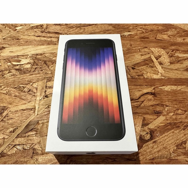 ［新品・未開封］ iPhone SE3 64GB midnightスマホ/家電/カメラ