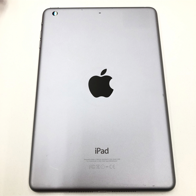 iPad(アイパッド)のiPad mini3 16GB アイパッド Apple 純正品 スマホ/家電/カメラのPC/タブレット(タブレット)の商品写真