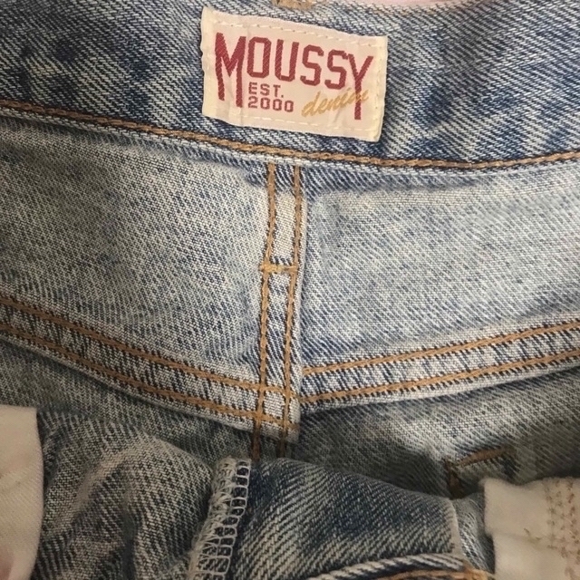 moussy(マウジー)のmoussy マウジー　ダメージ　デニム レディースのパンツ(ショートパンツ)の商品写真