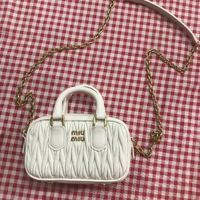 いいスタイル トップハンドルス マテラッセレザー MIUMIU 美品